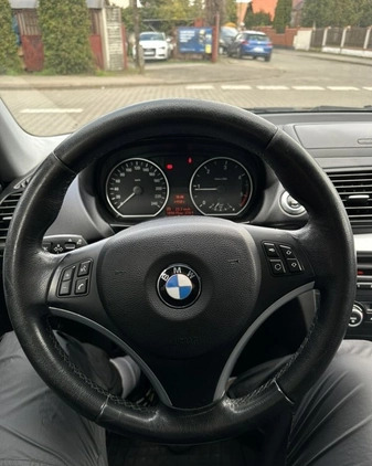 BMW Seria 1 cena 21500 przebieg: 189700, rok produkcji 2007 z Poznań małe 781